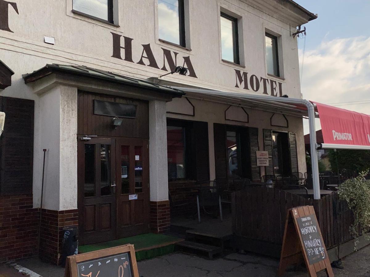 Restaurant Motel Hana Barbara Gastro Sro Ostretin Dış mekan fotoğraf